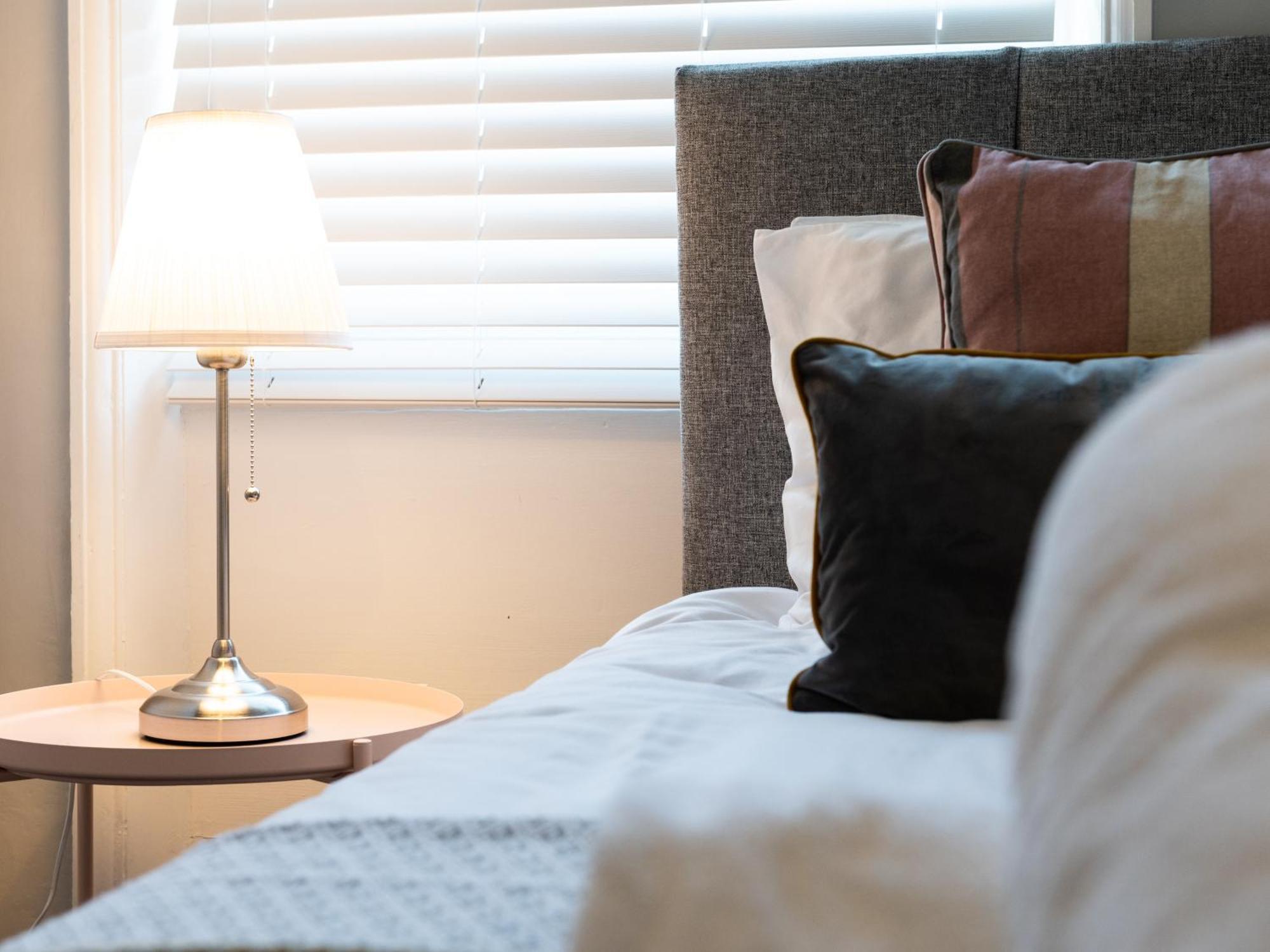 Waimea - Sea Views South Bay Free Parking Apartment